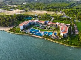 Vietsovpetro Ho Tram Beach Resort & Spa