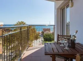 Moli Apartment Beach