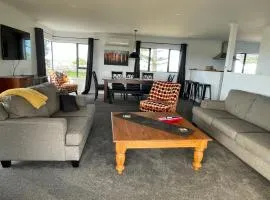 Te Awa Holiday Home