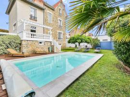 Villa Harmonia - 10p - Cinéma - Piscine - Billard, hotel i Vaires-sur-Marne