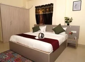 HOTEL ROYAL SUITES AND ROOMS Near AIG Hospital Gachibowli
