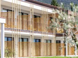 Relais Ca Bago' – hotel w mieście Costermano