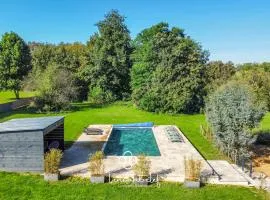 Manoir d'Exception - 20 Personnes - Piscine, Baby-Foot & Tapis de Course