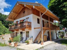 Kurzenwirt - Ferienwohnungen、キーフェルスフェルデンのラグジュアリーホテル