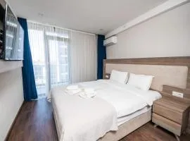 Cozy 1BR Batumi Apt with balcony - By Wehost