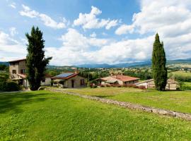 Agriturismo Podere La Casaccia, hotel v destinaci Poppi