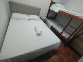 Pousada Ly, hostel in Barreirinhas