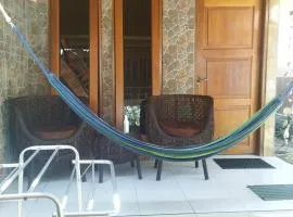Pelangi Homestay Bungalow Gili gede