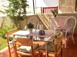 N195 - Numana, ampio pentalocale con giardino