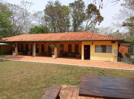Tupasy Marangatu Hostal, hotel que accepta animals a Pedrozo