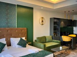 Ocean Breeze Negombo- TidesEnd Luxury Beach Apartments，尼甘布的海灘飯店