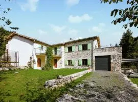 Beautiful Home In Mayres With Jacuzzi