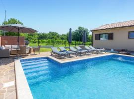 Beautiful Home In Cere, hotel di Cere