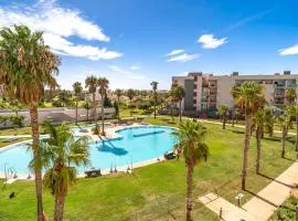 Cozy Apartment In Almerimar With Wifi