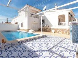 3 Bedroom Beautiful Home In Rojales