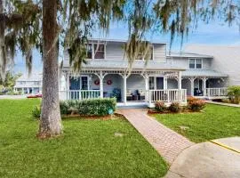 Lakeside Serenity Retreat