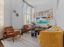 Downtown Indy 2BR - Stadium, Convention - Arcade Games - Skywalk