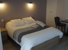 Les Rives de l'Ain – hotel w mieście Pont-de-Poitte