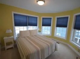 Suite Up North