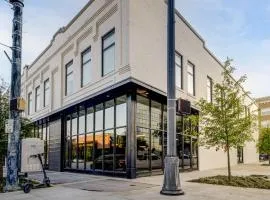 Midtown UAB District Apartments by Barsala