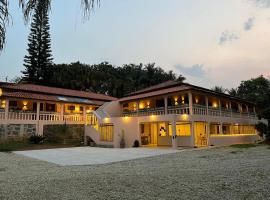 Pousada Essência do Vale, hotel v destinaci Cruzeiro