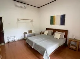 Flamboyan homestay