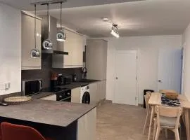 Aya's Snaresbrook Apartment