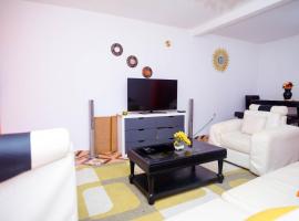 Crystal Home, отель в Дуале