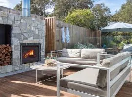 The Hideaway - Coastal Chic Living