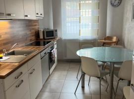 City Home- Business Apartment, private Parking Free