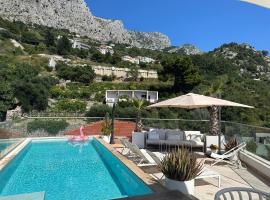 VILLA ONEUM - Apartment SOL with privat POOL, hotel Omišban