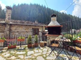 Къща за гости Начовата къща, Стойките, община Смолян, Hotel in Vodata