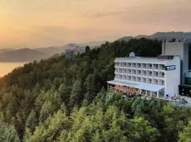 Asia Lakeside Hotel