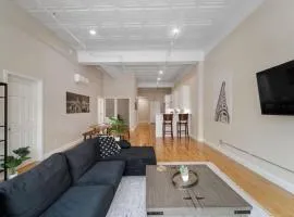 Hip Dtwn Apt With Arcade And Gym
