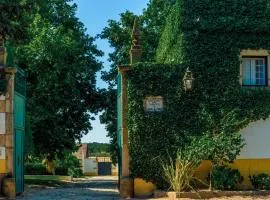 Casa das Naves de Sto António