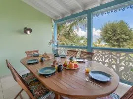 Sandy beach apartment, 2 bdr right on the beach!