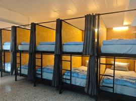 Phuket Inn Patong Hub，巴東海灘的青年旅館