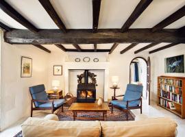 La Cotte Remote house for family getaway in P&eacute;rigord