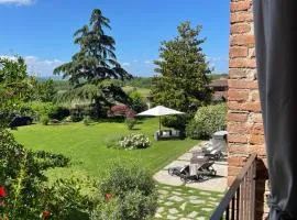 THE BERGHOUSE - LA CASA SUL CLIVO with JACUZZI