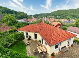 Casa-Philipp, mediterrane, lichtdurchflutete, stilvolle Ruhe-Oase, ebenerdig, barrierefrei, mit Garten, Terrasse, Grill und Sauna im Naturparadies Fränkische Schweiz, vila v destinaci Unterleinleiter