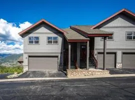 97A Exceptional Views, 4 BR, Central Location