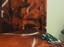 Mack's Home, majoitus kohteessa Clifton