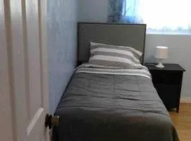 Spacious room in West Jordan A