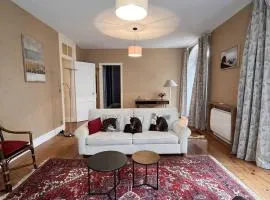 Grand appartement montagne, centre-ville, 6 pers - FR-1-234-327