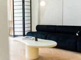 Moli B&B-Nanjing West Road 3-Bedrooms with Elevator 3 king-size beds 2 bathrooms 1bathtub Apart ment Near the subway