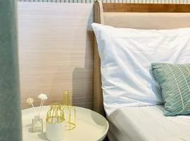 Modern Studio Urban Comfort