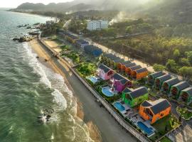 Trân Châu Beach & Resort, Hotel in Bà Rịa