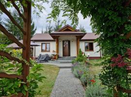 Domek na wsi โรงแรมในJedle