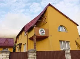Сільська Садиба