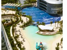 2BR Cozy Condo at Azure Urban Resort Residences by Gigi